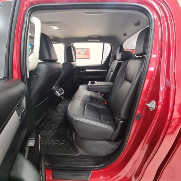 🚘 HILUX SRV 2024 ou R$295.000 no PIX 💰